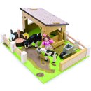 Le Toy Van TV402 - Yellow Barn Set