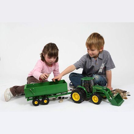 Britains 42425 Big Farm John Deere 6830S Tractor, Trailer