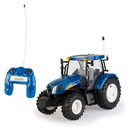 Britains 42601 Big Farm New Holland T6070 R/C Tractor