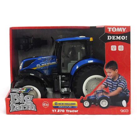 Britains 43156 Big Farm New Holland Tractor, boxed