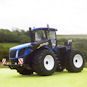 Britains New Holland T9.530 Tractor, Diorama