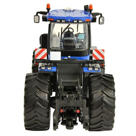 Britains 43193 New Holland T9.530 Tractor, Rear View