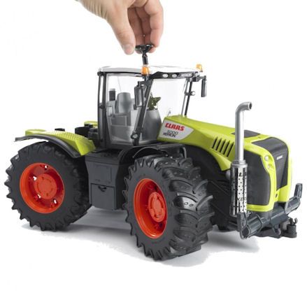 Bruder 03015 Claas Xerion 5000 Tractor, Steering