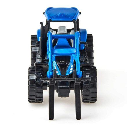 Siku 1487 New Holland T8.390 Tractor, front view